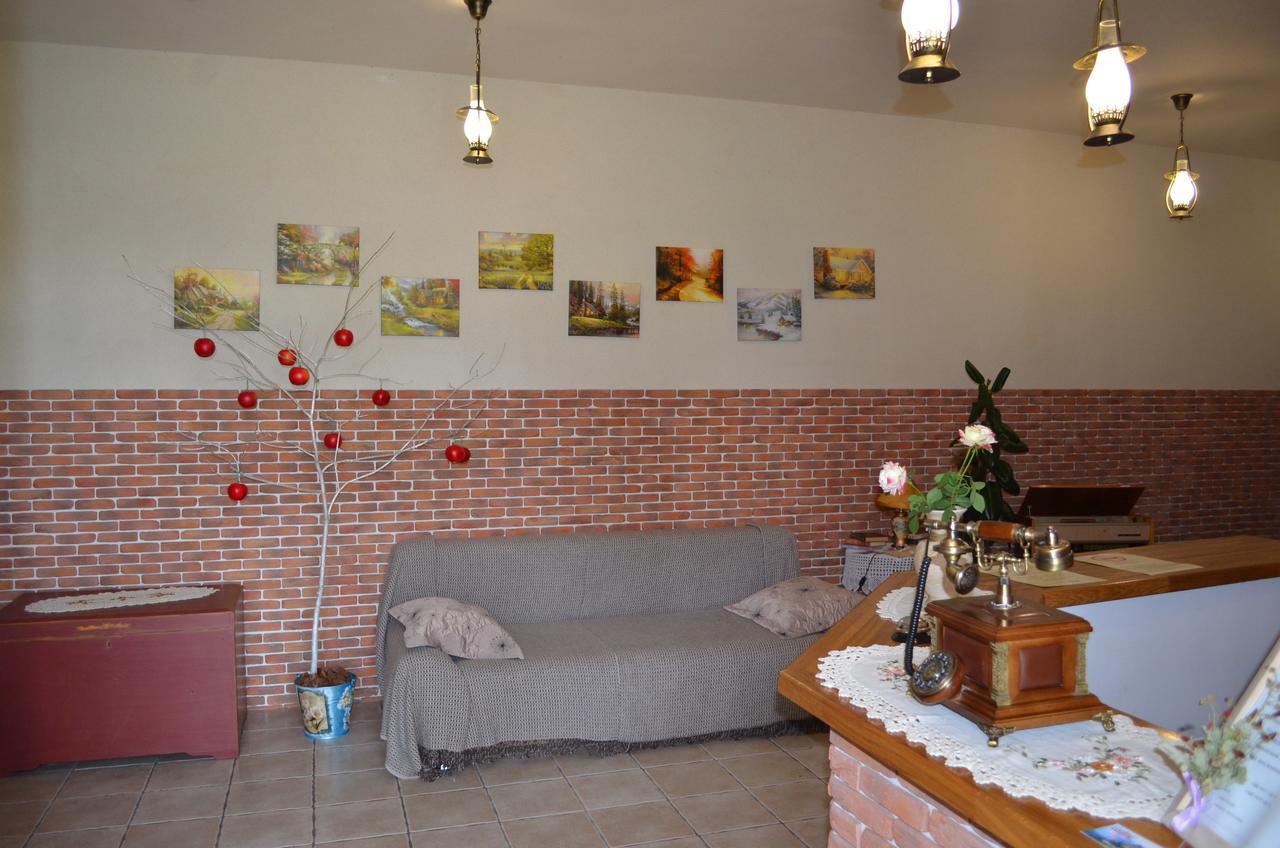 Motel Chalet Vita-Pochtovaya Екстериор снимка